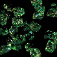 Dekosteine-Acrylsteine grün glänzend ca. 25mm x 20mm pro Stein 32 Steine pro Beutel. Als Streudeko oder Bastelgranulat