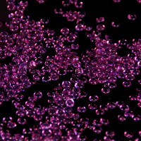 Dekosteine-Tautropfen lila glänzend ca.Ø 4mm x 5mm pro Tropfen ca.1000 Tropfen. Als Streudeko oder Bastelgranulat